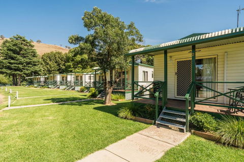 Gundagai Cabins & Tourist Park - Kawana Tourism 3