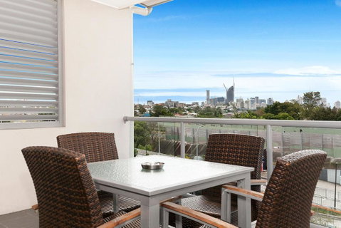 Hotel Chino - Kawana Tourism 2