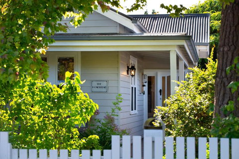 Homestead - Kawana Tourism 1