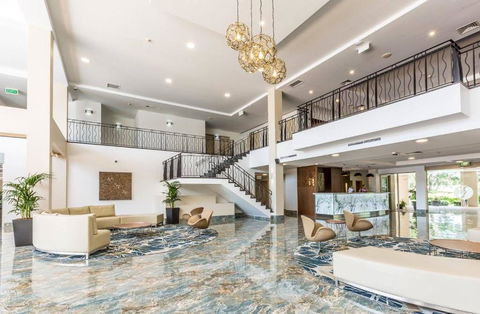 Hope Harbour Hotel - Kawana Tourism 3