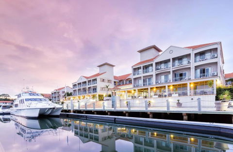 Hope Harbour Hotel - Kawana Tourism 2