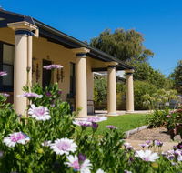 Agnes Cottage Bed  Breakfast - Kawana Tourism