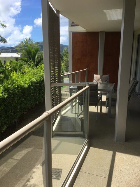 Airlie Central Apartments - Kawana Tourism 2
