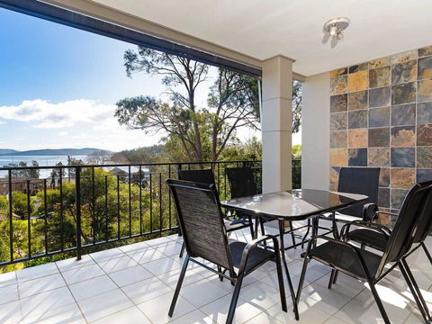 Aislinn' 3/273 Corrie Parade - Air Con, Water Views, BBQ - Kawana Tourism 1