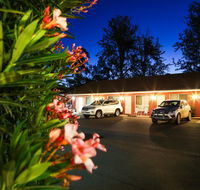 Akuna Motor Inn and Apartments - Kawana Tourism