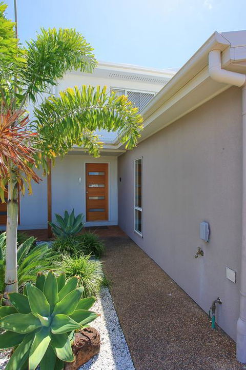 Alexandra Apartments - Kawana Tourism 3