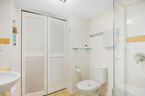ALEXANDRA BEACH RESORT-ALEX412 - Kawana Tourism 2