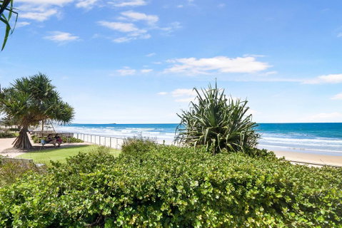ALEXANDRA BEACH RESORT-ALEX412 - Kawana Tourism 3