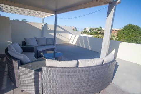 Alexandra Headland Luxury Townhouse - Kawana Tourism 2