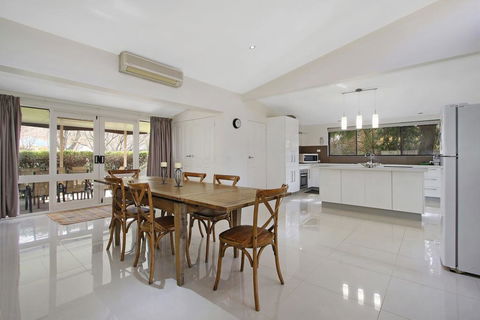 Alinga Longa Residence 4 Bedroom With Pool - Kawana Tourism 0