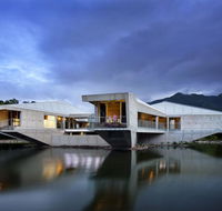 Alkira Award Winning Luxury Beachfront Rainforest Holiday House - Kawana Tourism