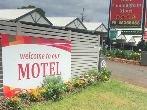 Allan Cunningham Motel - Kawana Tourism 1