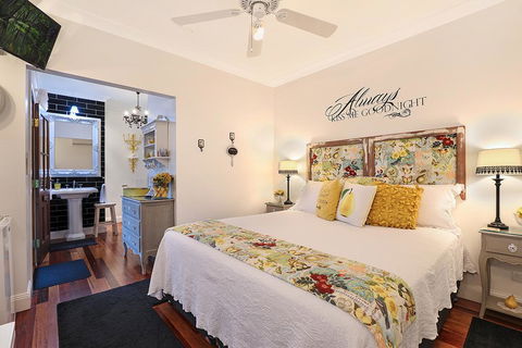 Allara Homestead Bed And Breakfast - Kawana Tourism 1
