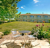 Alloggio Bathurst previously Bathurst Apartments - Kawana Tourism