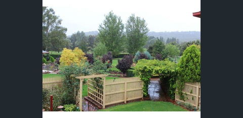 Allora Lodge Bed And Breakfast - Kawana Tourism 3