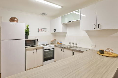 Allure Apartments - Central - Kawana Tourism 1