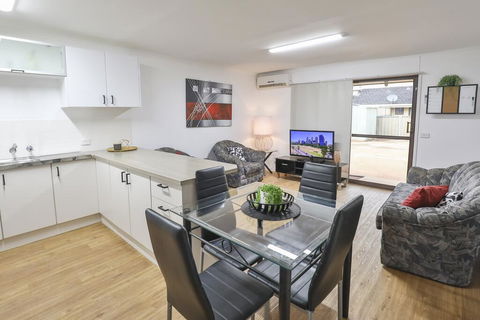Allure Apartments - Central - Kawana Tourism 3
