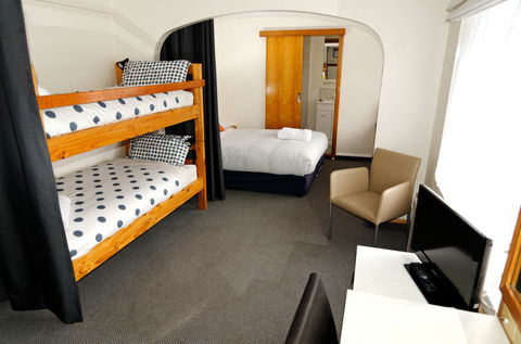 Alpenhorn Lodge - Kawana Tourism 2