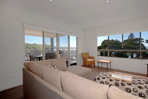 Alta Mira, Unit 14, 12 - 14 Soldiers Point Rd - Kawana Tourism 1