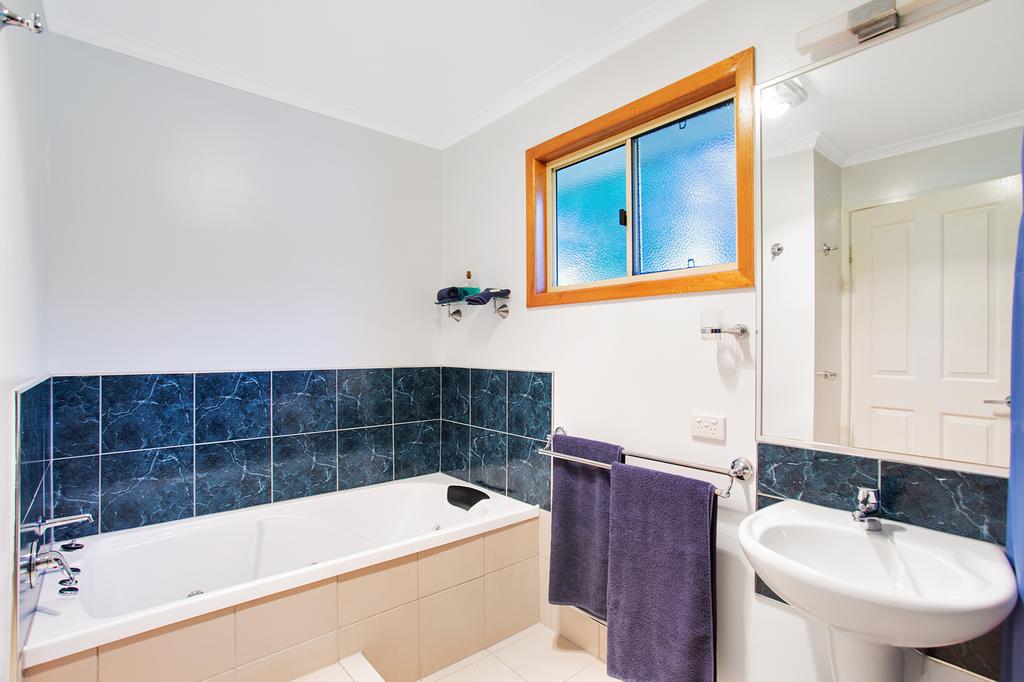 Theebine QLD Kawana Tourism