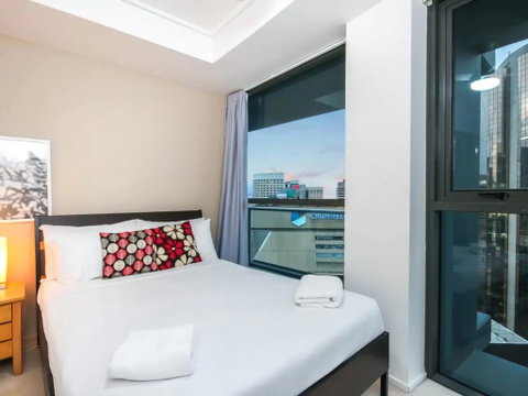Amazing Brisbane CBD 2 Bedroom Apartment With River Views - Kawana Tourism 3