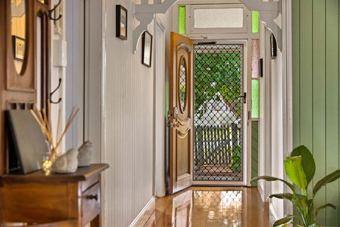 Ambiente Cottage - Pet And Family Friendly - Kawana Tourism 1