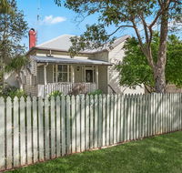 Ambiente Cottage - Pet and Family Friendly - Kawana Tourism