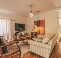 Ambrose On Byng - Central Location w/ 2 Bathroom - Kawana Tourism
