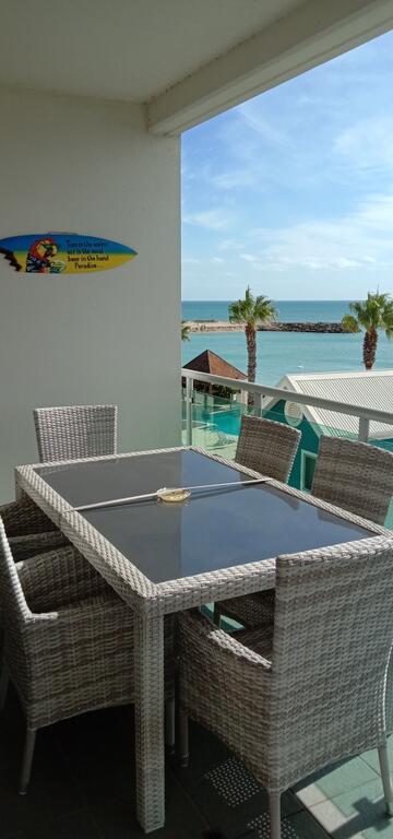 AN OCEAN,BEACH And POOL VIEW APARTMENT - Apt 210 SEASHELLS RESORT - Kawana Tourism 3