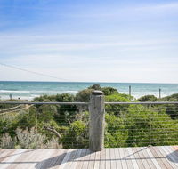 Anchor Beachfront Retreat - Kawana Tourism