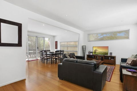 Anderson Townhouse 1-39 - Kawana Tourism 2