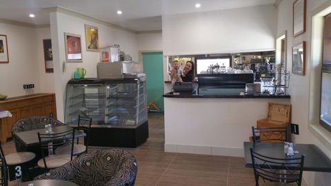 Angaston Vineyards Motel - Kawana Tourism 2