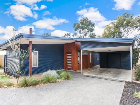 ANGLE BY THE SEA - Anglesea - Kawana Tourism 0