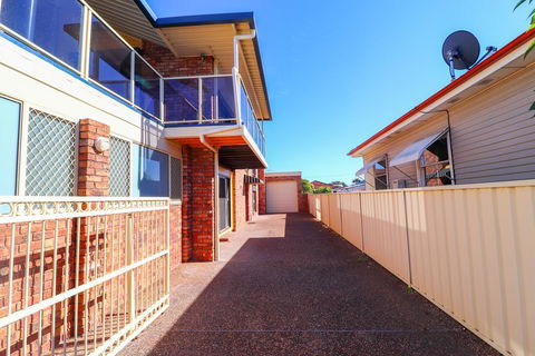 Anglers Abode - Kawana Tourism 1