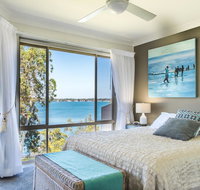 Anne's Waterfront Haven BB
