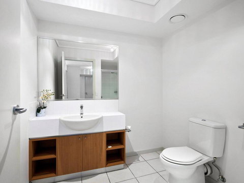 APARTMENT 11 PACIFIC APARTMENTS - Kawana Tourism 3