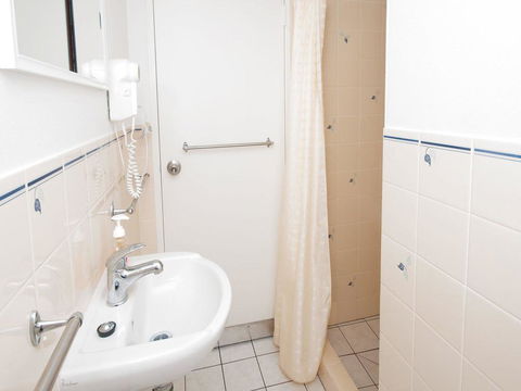 Apartment 3 - Providence - Kawana Tourism 1