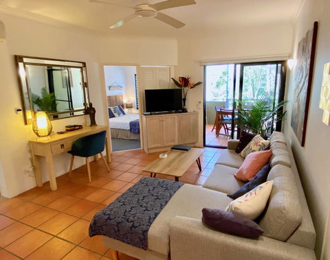 Apt 58 At The Reef Club Resort - Tranquil, Walk To Beach And Village - Kawana Tourism 1