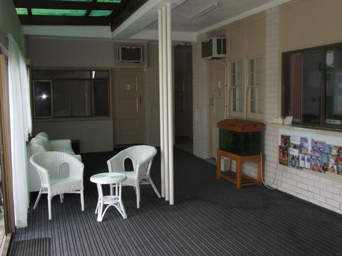 Aquarius Motel - Kawana Tourism 3