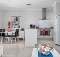 Ardross Short Stays - Kawana Tourism