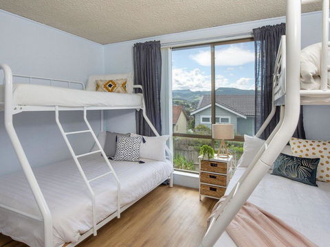 Armstrong Ridge - Affordable Beach Oasis - Kawana Tourism 2