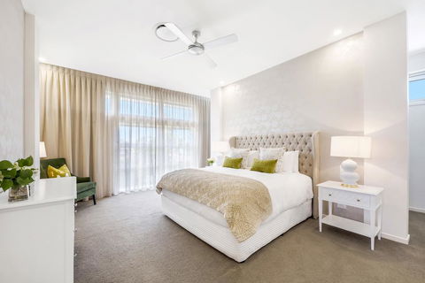 Aruma @ The Cove - Kawana Tourism 3
