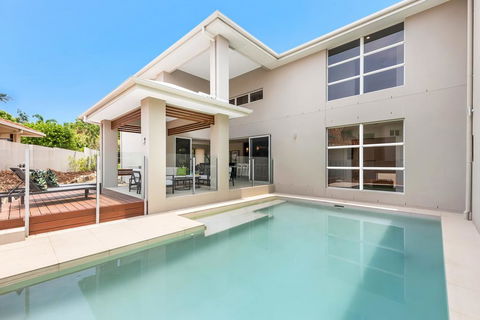 Aruma @ The Cove - Kawana Tourism 1