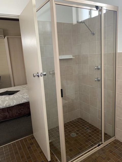 Ashton Motel - Kawana Tourism 1