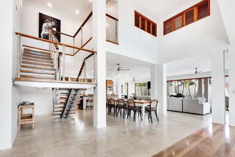 Luxurious, Tropical Haven, Mooloolaba- Moonda5 - Kawana Tourism 2