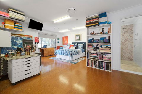Marche Home Stay, Immaculate Presentation, Private & Relaxing - Kawana Tourism 1