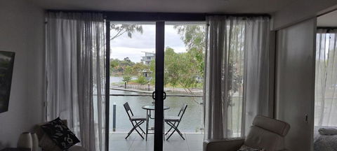 Marina View Apartment On The Maribyrnong River, Melbourne - Kawana Tourism 0