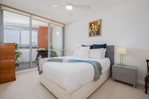 Marketown Maiden - Inner-city Meets Beachside Vibes - Kawana Tourism 0