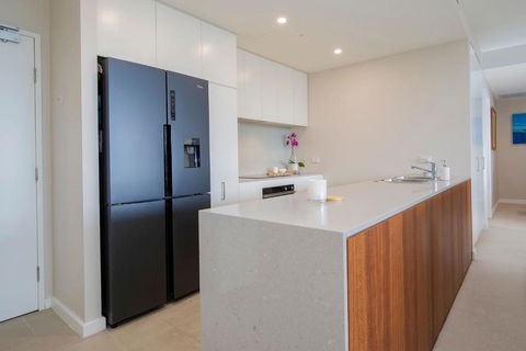 Marketown Maiden - Inner-city Meets Beachside Vibes - Kawana Tourism 3