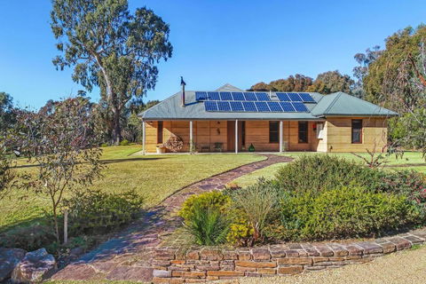 Melliodora - Relax, Unwind & Recharge - Kawana Tourism 0